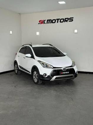HYUNDAI HB20X 1.6 16V PREMIUM FLEX 4P AUTOMÁTICO HYUNDAI HB20X 1.6 16V PREMIUM FLEX 4P AUTOMÁTICO